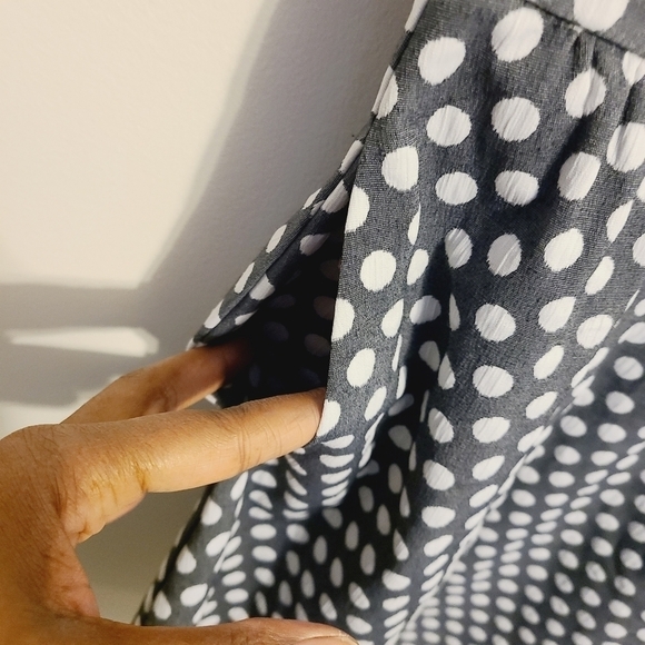 The Limited | Women's Sleeveless Gray and White Polka Dot Mini Dress (Size 6) - Picture 6 of 14